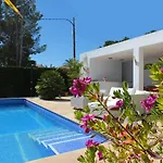 Villa Mimosa *