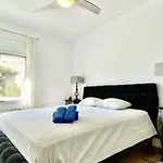 Mimosa Villa *