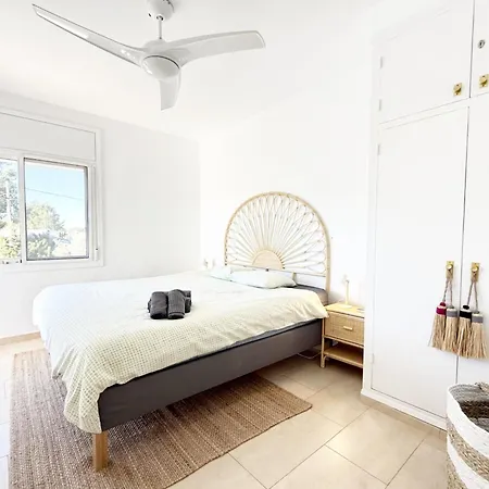 Mimosa Villa *